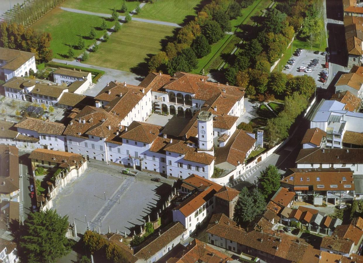 Hotel Parco Borromeo - Monza Brianza Cesano Maderno Exteriér fotografie