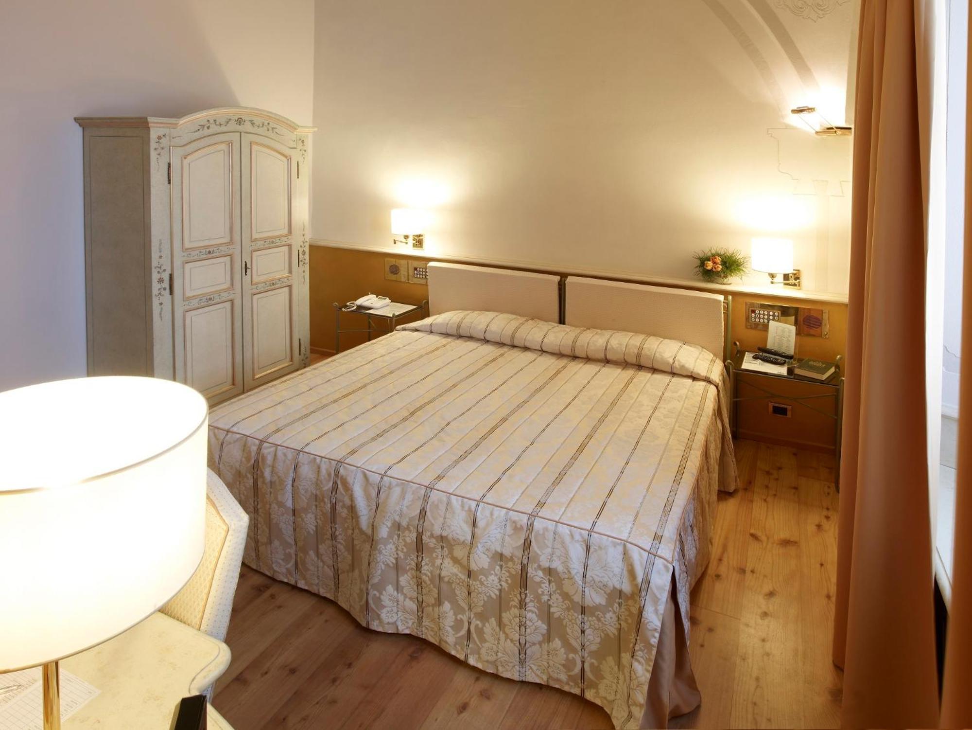 Hotel Parco Borromeo - Monza Brianza Cesano Maderno Pokoj fotografie